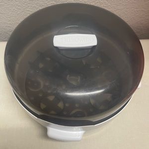 Dr. Brown’s Baby Bottle Microwave Sanitizer- used excellent condition